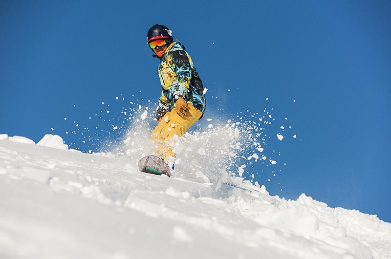 Snow Boarding Outdoorkeeda