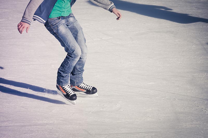 Ice Skating Outdoorkeeda