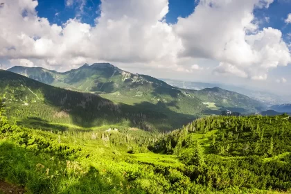 10 Coolest Unexplored Hill Stations in North India