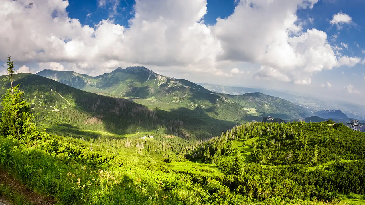 10 Coolest Unexplored Hill Stations in North India