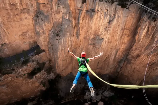 Bungee Jumping at Niouc Bridge