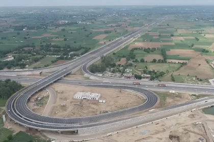 Delhi Traffic to Ease as Major Highways Are Expanded