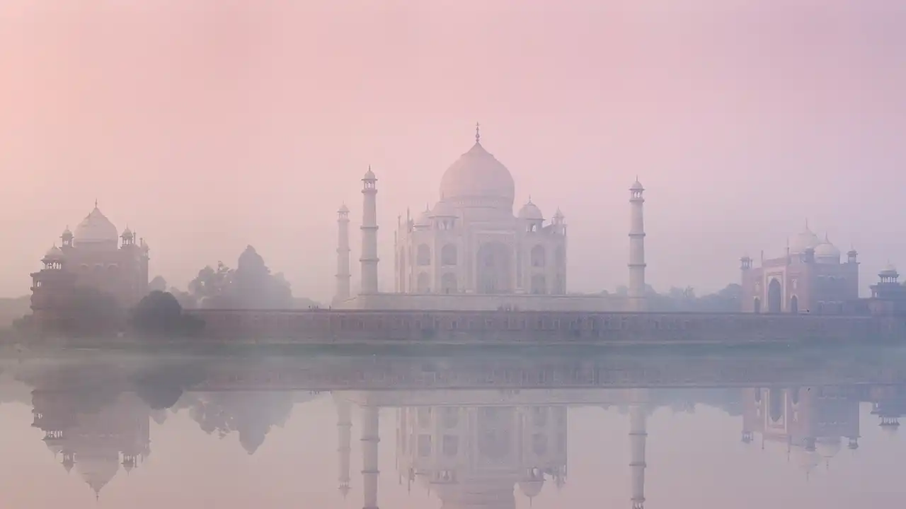 taj-mahal-on-sunrise-sunset-agra-india